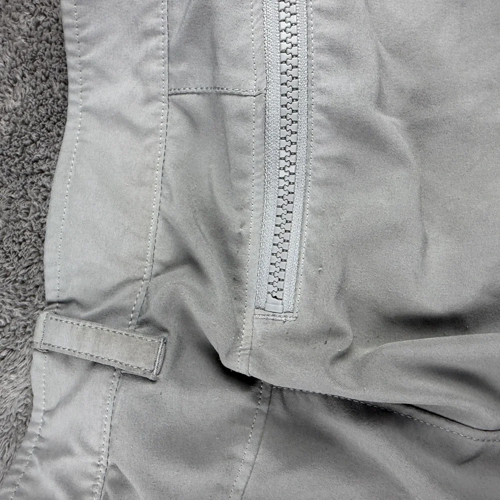 Under Armour Golf Fitted Shorts Heatgear Mens 30 Gray Low Rise‎